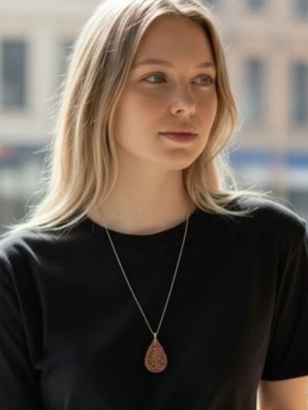 Charming Charlie Gold Tone Teardrop Pendant Necklace Fashion Jewelry